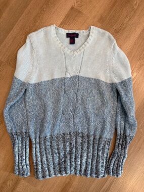 Denim&Co Two-Tone V-Neck Cable Knit Sweater in Cream & Light Blue